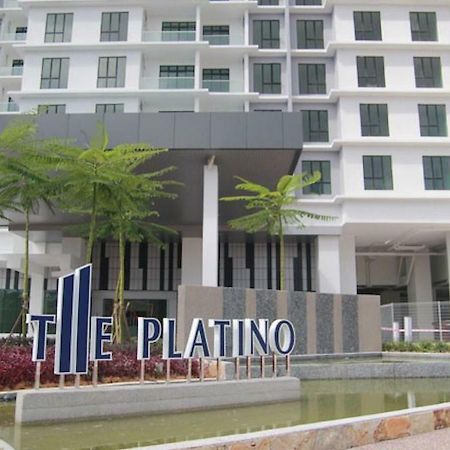 Johor Bahru Paradigm Leplatino Homestay מראה חיצוני תמונה